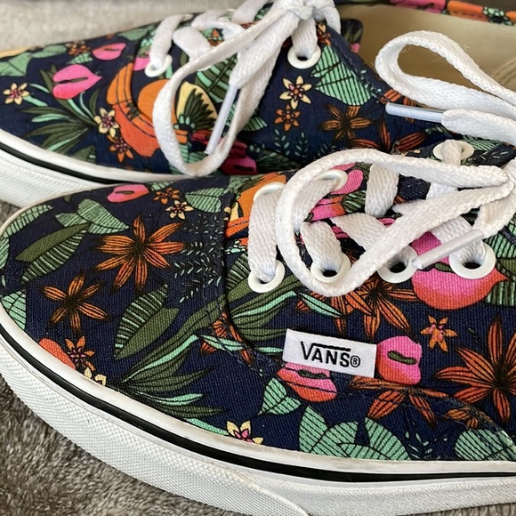 VANS TROPICAL FLORAL SNEAKERS - Picture 7 of 8
